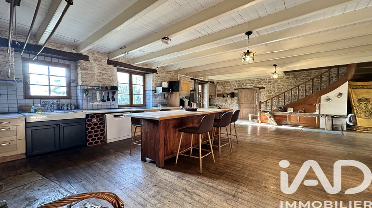 Ma-Cabane - Vente Maison La Chapelle-Pouilloux, 202 m²
