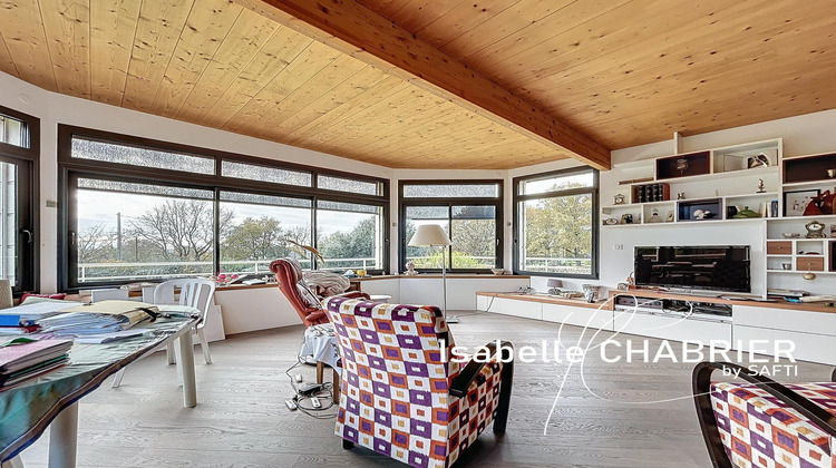 Ma-Cabane - Vente Maison La Chapelle-Saint-Laud, 244 m²