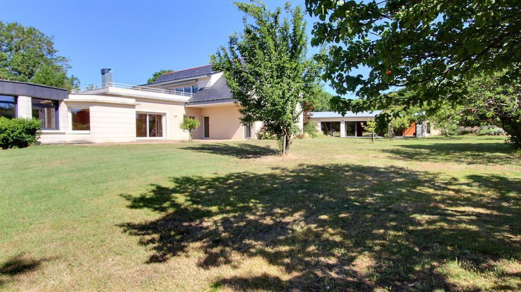 Ma-Cabane - Vente Maison LA CHAPELLE SAINT LAUD, 244 m²