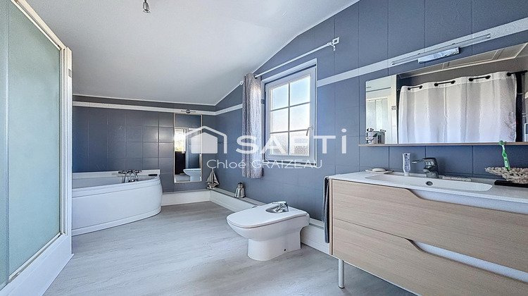 Ma-Cabane - Vente Maison La Chapelle-Saint-Laurent, 217 m²