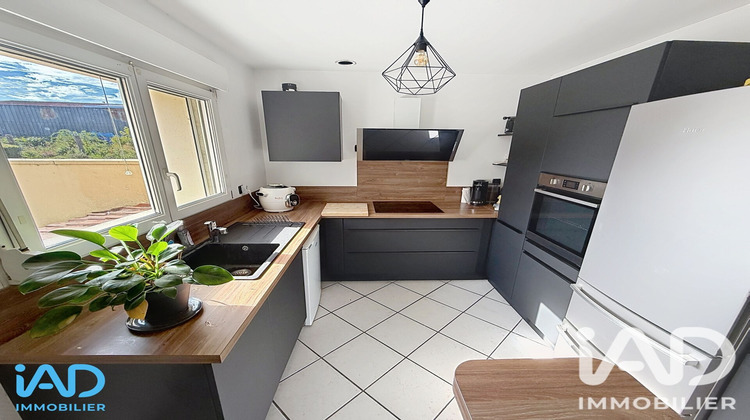 Ma-Cabane - Vente Maison La Chapelle-Saint-Luc, 104 m²
