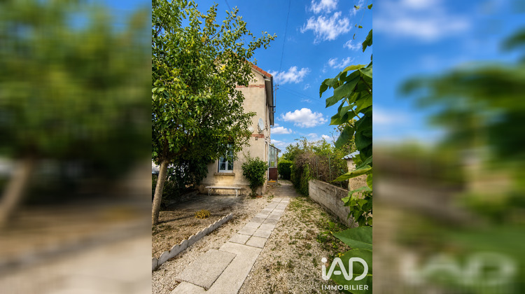 Ma-Cabane - Vente Maison La Chapelle-Saint-Luc, 64 m²