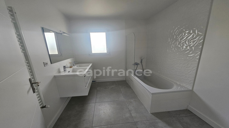 Ma-Cabane - Vente Maison LA CHAPELLE SAINT MESMIN, 126 m²