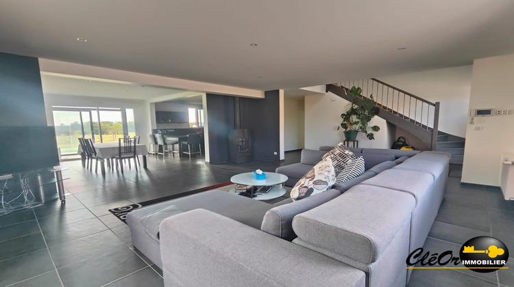 Ma-Cabane - Vente Maison La Chapelle-Saint-Sauveur, 190 m²