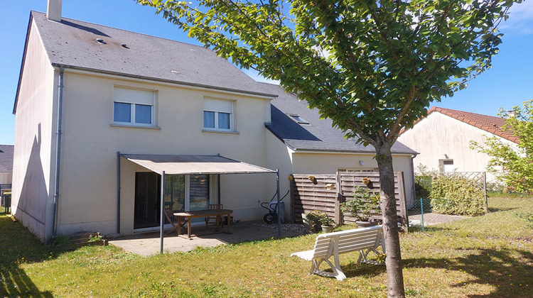 Ma-Cabane - Vente Maison LA CHAPELLE-SAINT-URSIN, 80 m²