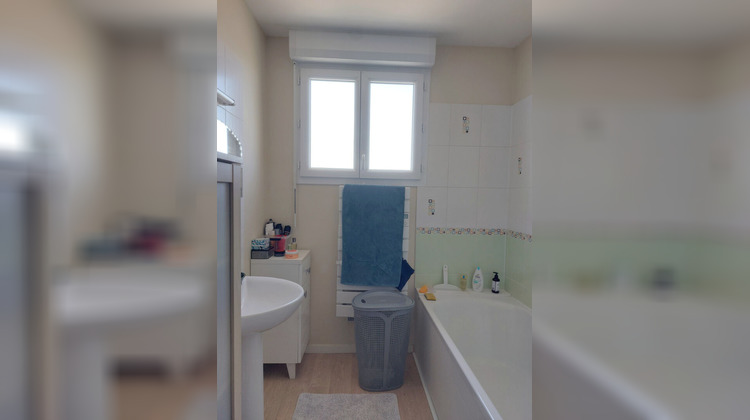 Ma-Cabane - Vente Maison LA CHAPELLE-SAINT-URSIN, 80 m²