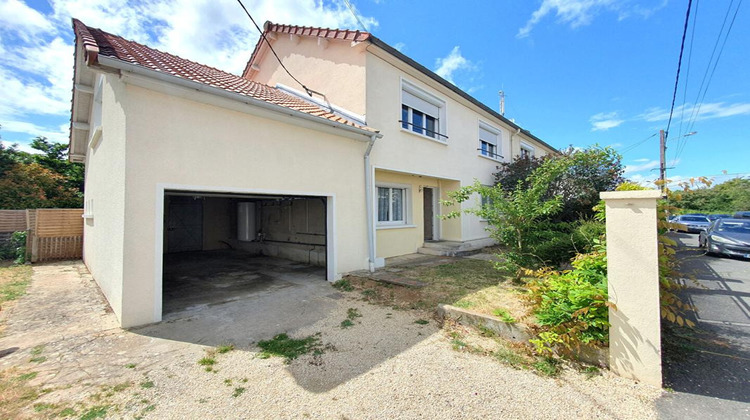 Ma-Cabane - Vente Maison LA CHAPELLE SAINT URSIN, 91 m²