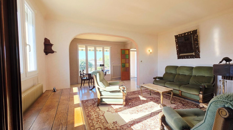Ma-Cabane - Vente Maison LA CHAPELLE SAINT URSIN, 112 m²