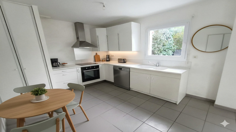 Ma-Cabane - Vente Maison LA CHAPELLE-SUR-ERDRE, 91 m²