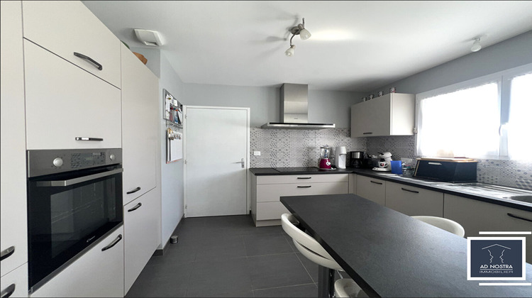 Ma-Cabane - Vente Maison LA CHAPELLE-THOUARAULT, 104 m²