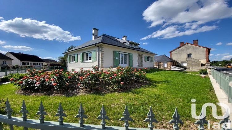 Ma-Cabane - Vente Maison La Chartre-sur-le-Loir, 156 m²