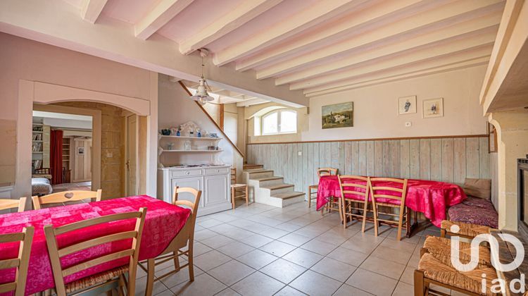 Ma-Cabane - Vente Maison La Chartre-sur-le-Loir, 208 m²