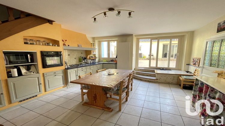 Ma-Cabane - Vente Maison La Châtaigneraie, 136 m²