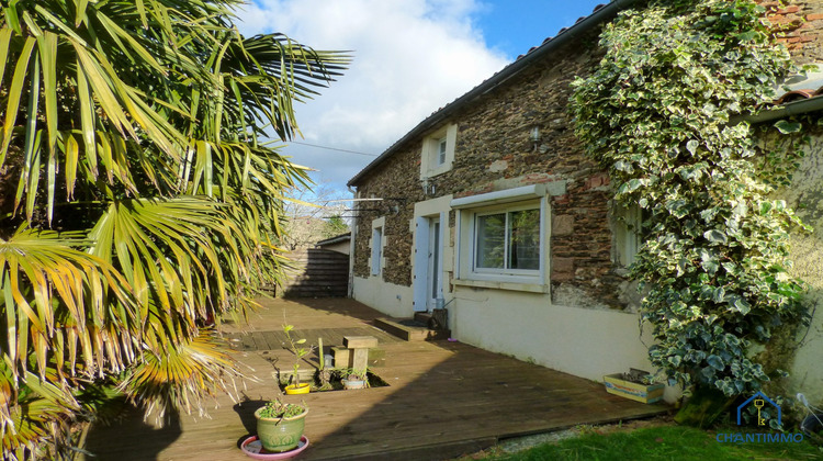 Ma-Cabane - Vente Maison La Châtaigneraie, 171 m²