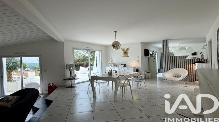 Ma-Cabane - Vente Maison La Châtaigneraie, 101 m²