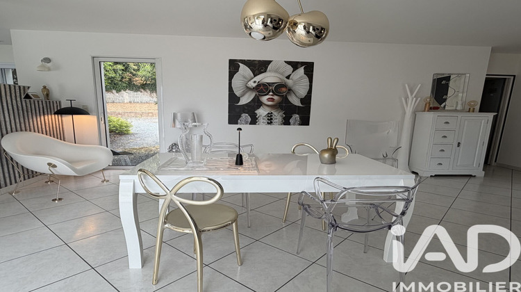Ma-Cabane - Vente Maison La Châtaigneraie, 101 m²