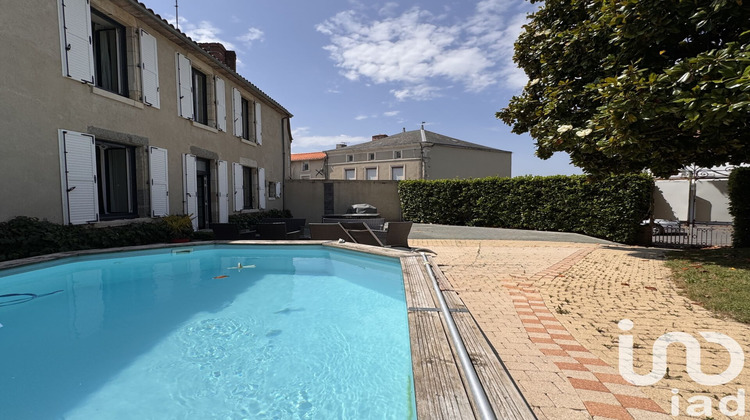 Ma-Cabane - Vente Maison La Châtaigneraie, 284 m²