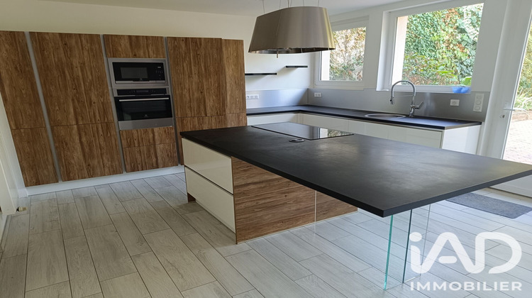 Ma-Cabane - Vente Maison La Châtaigneraie, 270 m²