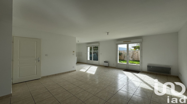 Ma-Cabane - Vente Maison La Chaussée-Saint-Victor, 100 m²