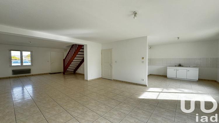 Ma-Cabane - Vente Maison La Chaussée-Saint-Victor, 100 m²