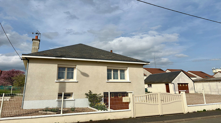 Ma-Cabane - Vente Maison LA CHAUSSEE-SAINT-VICTOR, 63 m²