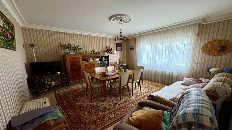 Ma-Cabane - Vente Maison LA CHAUSSEE-SAINT-VICTOR, 63 m²