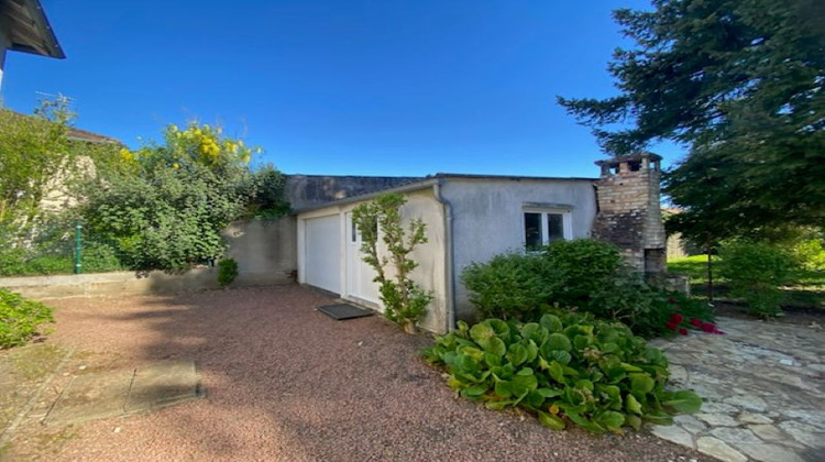 Ma-Cabane - Vente Maison LA CHAUSSEE-SAINT-VICTOR, 103 m²