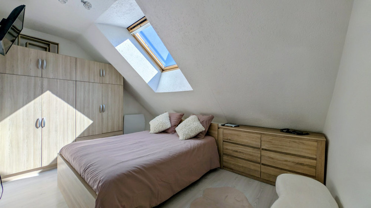 Ma-Cabane - Vente Maison La Cluse-et-Mijoux, 104 m²