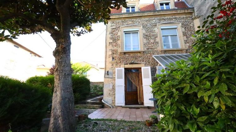 Ma-Cabane - Vente Maison La Côte-Saint-André, 171 m²