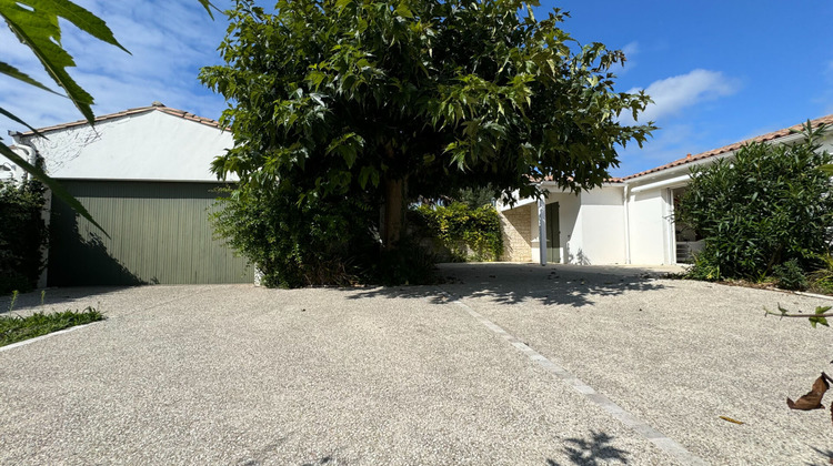 Ma-Cabane - Vente Maison LA COUARDE-SUR-MER, 133 m²