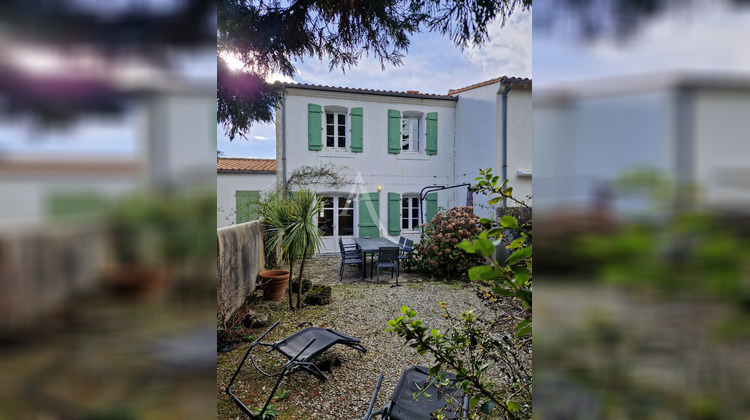 Ma-Cabane - Vente Maison LA COUARDE-SUR-MER, 82 m²