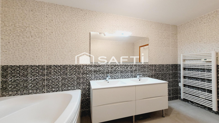 Ma-Cabane - Vente Maison La Couture-Boussey, 107 m²