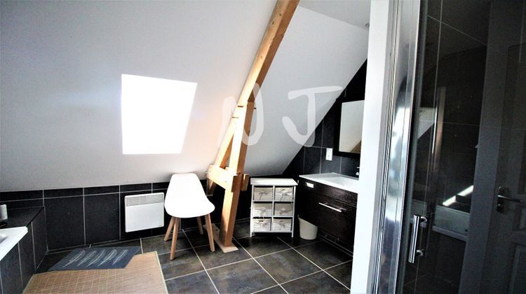 Ma-Cabane - Vente Maison LA DAGUENIERE, 99 m²