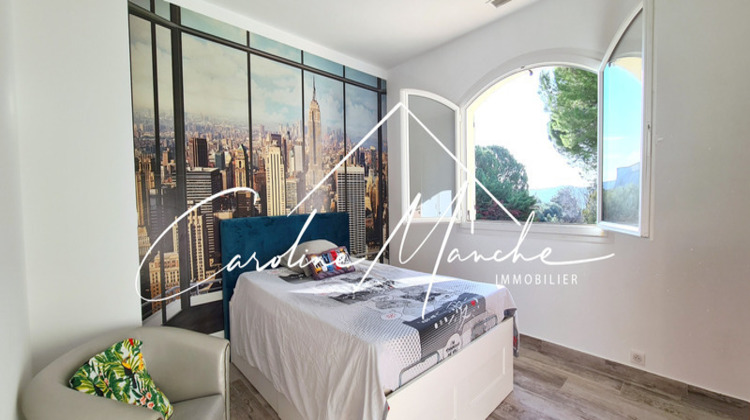 Ma-Cabane - Vente Maison LA FARE LES OLIVIERS, 250 m²