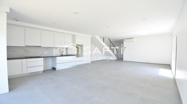 Ma-Cabane - Vente Maison La Fare-les-Oliviers, 129 m²