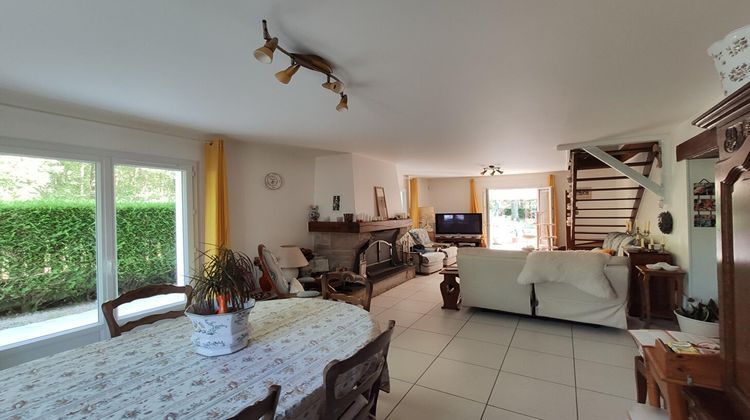 Ma-Cabane - Vente Maison La Ferté-Saint-Cyr, 130 m²