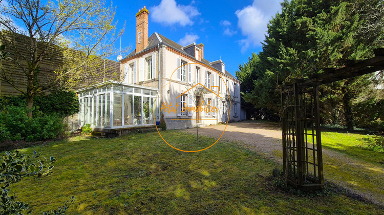 Ma-Cabane - Vente Maison La Ferté-Saint-Cyr, 224 m²