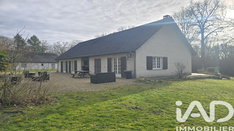 Ma-Cabane - Vente Maison La Ferté-Saint-Cyr, 228 m²
