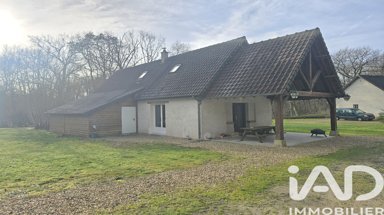 Ma-Cabane - Vente Maison La Ferté-Saint-Cyr, 228 m²