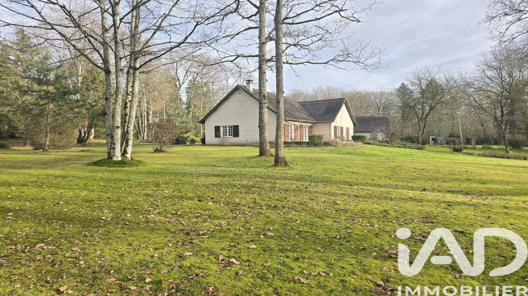 Ma-Cabane - Vente Maison La Ferté-Saint-Cyr, 228 m²