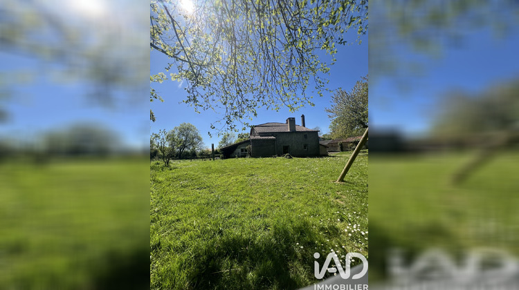 Ma-Cabane - Vente Maison La Forêt-sur-Sèvre, 188 m²