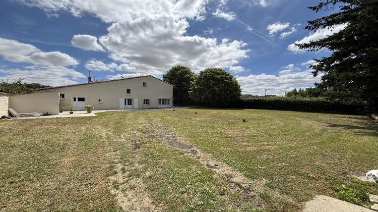 Ma-Cabane - Vente Maison LA FOYE MONJAULT, 240 m²