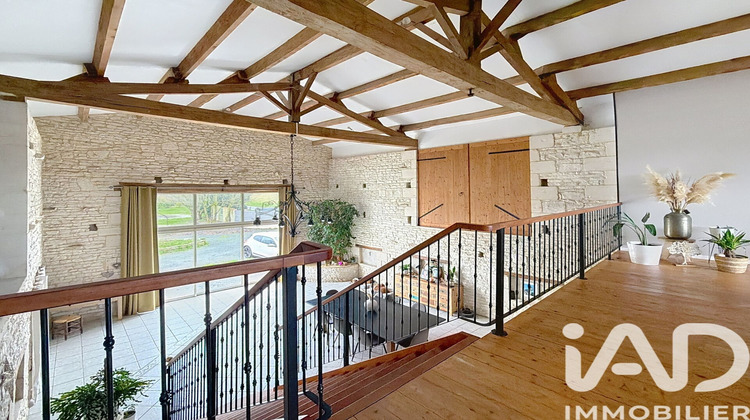Ma-Cabane - Vente Maison La Foye-Monjault, 408 m²