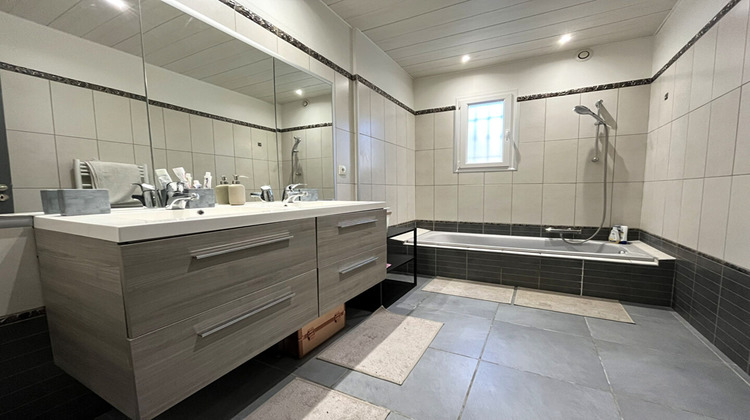 Ma-Cabane - Vente Maison LA GAUDE, 240 m²