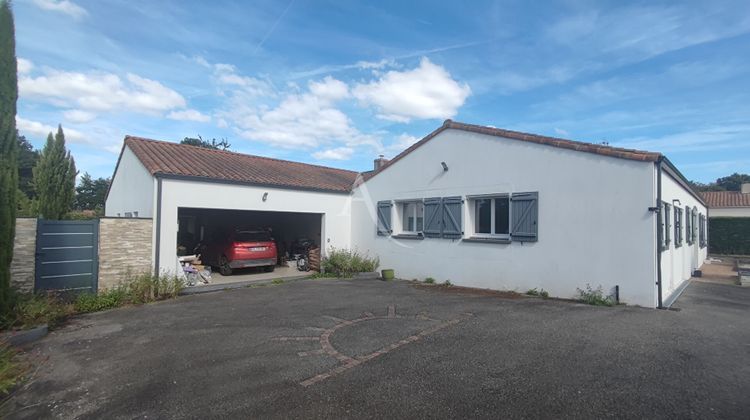 Ma-Cabane - Vente Maison LA GENETOUZE, 181 m²