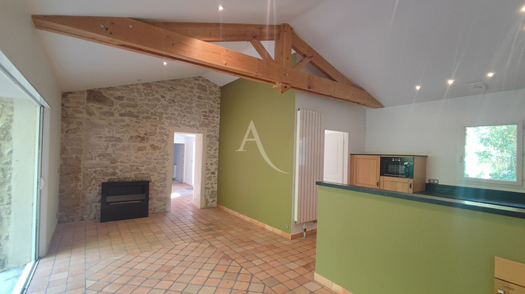 Ma-Cabane - Vente Maison LA GENETOUZE, 141 m²