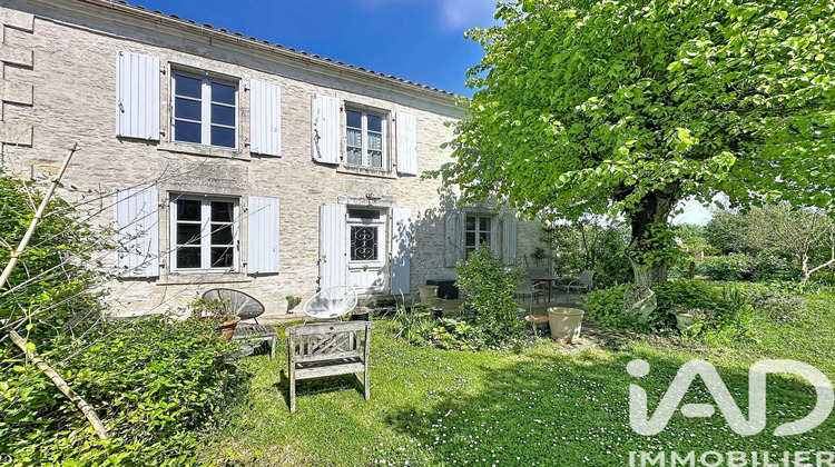 Ma-Cabane - Vente Maison La Grève-sur-Mignon, 250 m²