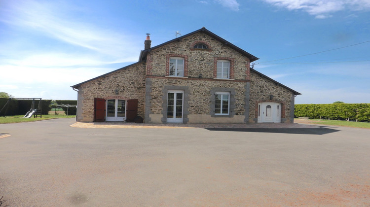 Ma-Cabane - Vente Maison La Guerche-de-Bretagne, 196 m²
