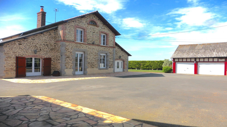 Ma-Cabane - Vente Maison La Guerche-de-Bretagne, 196 m²