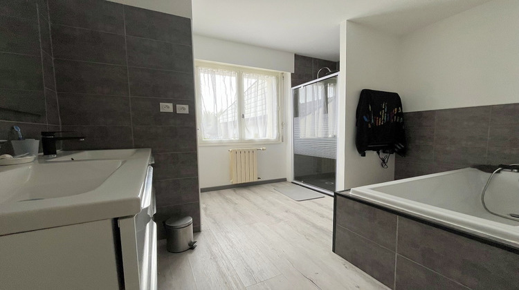 Ma-Cabane - Vente Maison LA GUERCHE-DE-BRETAGNE, 175 m²